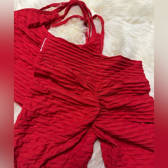 Gorgeous textured Brazilian set ( Bra + Leggings) 💙🤍❤️💜 - Picture 14 of 14